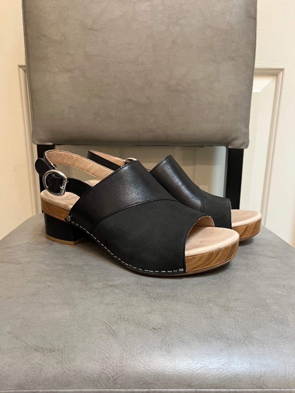 Dansko Madalyn Slingback Heel Sandal Black Women's Size 39 VGUC